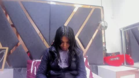 Snapshot of maggyx_69 chatting on July 4, 2:12 pm Kimy online show from July 4, 2:12 pm