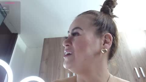 Snapshot of maghenta chatting on February 21, 2:29 pm Maghenta-MS mature online show from February 21, 2:29 pm