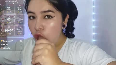 Snapshot of magic_alicee_ chatting on February 16, 2:18 am Alice online show from February 16, 2:18 am