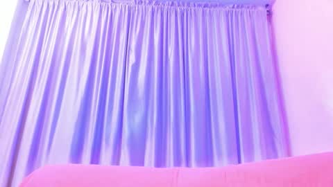 Snapshot of magic_axa_graham chatting on October 24, 10:17 pm My name is magic axa grahamDont forget to follow me IG online show from October 24, 10:17 pm