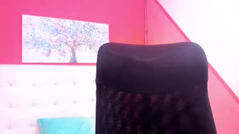 Snapshot of magic_axa_graham chatting on November 21, 8:29 pm My name is magic axa grahamDont forget to follow me IG online show from November 21, 8:29 pm