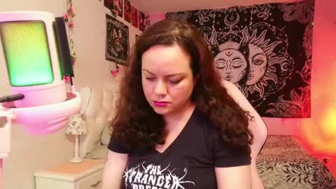 Claire online show from February 22, 5:02 pm