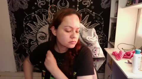Claire online show from April 26, 2:15 pm