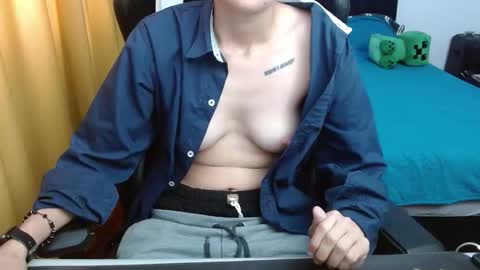 Jade online show from March 13, 3:51 pm