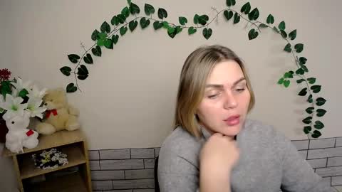 Snapshot of magic_katarina_ chatting on December 20, 11:21 am magic_katarina_ online show from December 20, 11:21 am