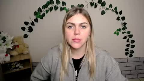 Snapshot of magic_katarina_ chatting on January 6, 7:09 am magic_katarina_ online show from January 6, 7:09 am