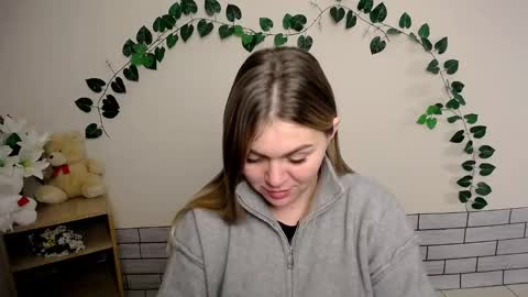 Snapshot of magic_katarina_ chatting on January 7, 8:03 am magic_katarina_ online show from January 7, 8:03 am