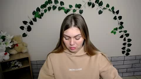 Snapshot of magic_katarina_ chatting on January 20, 6:31 am magic_katarina_ online show from January 20, 6:31 am