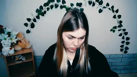 Snapshot of magic_katarina_ chatting on February 17, 7:58 am magic_katarina_ online show from February 17, 7:58 am