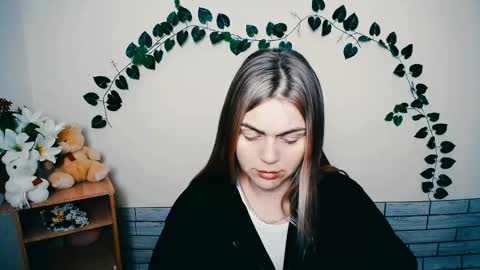 Snapshot of magic_katarina_ chatting on March 5, 6:44 am magic_katarina_ online show from March 5, 6:44 am