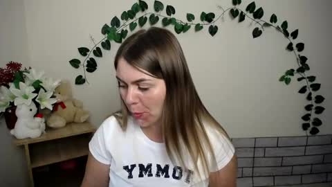 Snapshot of magic_katarina_ chatting on September 18, 6:59 am magic_katarina_ online show from September 18, 6:59 am