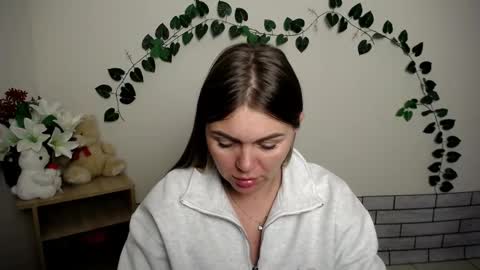 Snapshot of magic_katarina_ chatting on October 9, 7:17 am magic_katarina_ online show from October 9, 7:17 am