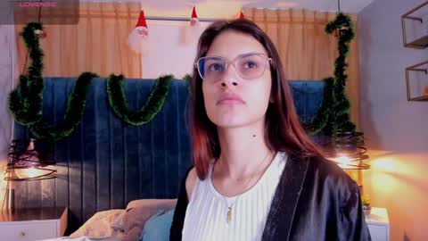 Snapshot of magic_rouse chatting on January 3, 8:22 pm M Rss online show from January 3, 8:22 pm