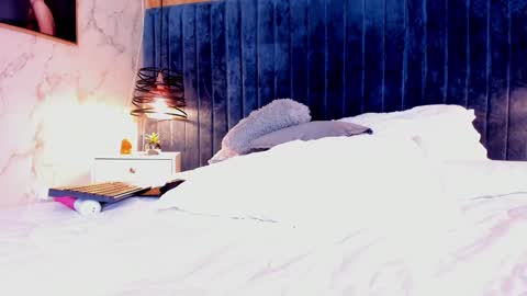 Snapshot of magic_rouse chatting on February 9, 12:39 am M Rss online show from February 9, 12:39 am