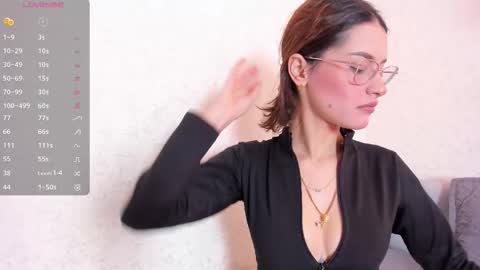 Snapshot of magic_rouse chatting on November 7, 8:09 pm M Rss online show from November 7, 8:09 pm