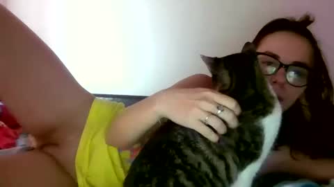 Snapshot of magic_smile16 chatting on February 17, 9:06 am Christine online show from February 17, 9:06 am