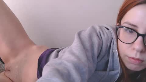 Snapshot of magic_smile16 chatting on April 1, 6:25 am Christine online show from April 1, 6:25 am