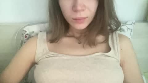 Snapshot of magicgirl50053 chatting on November 3, 6:47 am magicgirl50053 online show from November 3, 6:47 am