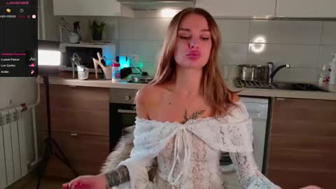 Snapshot of magiclovexo chatting on October 8, 1:58 am MagicLove online show from October 8, 1:58 am