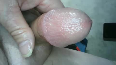 Snapshot of magicmushroomhead1964 chatting on December 10, 2:38 am magicmushroomhead1964 online show from December 10, 2:38 am