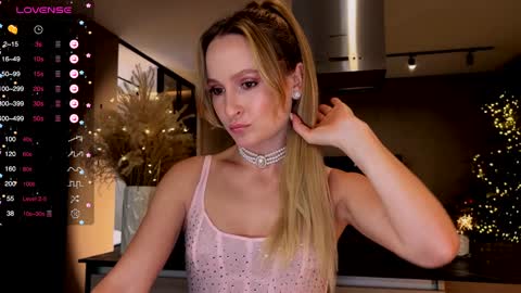 magicpeaach online show from January 14, 3:26 pm