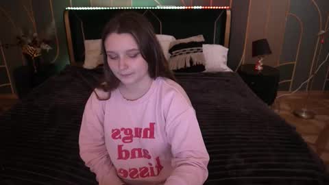 Emily online show from December 3, 1:53 pm