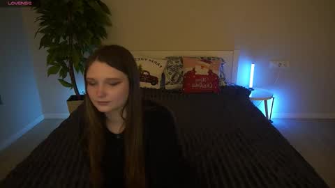 Emily online show from February 4, 1:50 pm