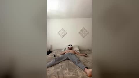 magikstick2 online show from April 24, 5:15 pm