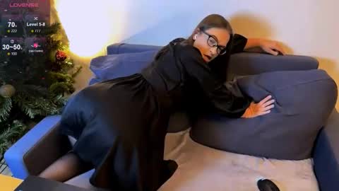 Jade online show from September 17, 10:22 pm