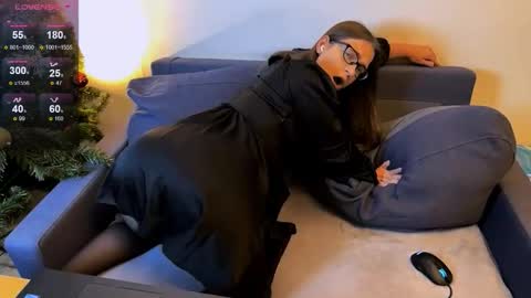 Jade online show from October 24, 1:24 am