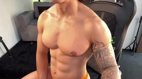 If you want me to use the Lovense please let me know  --    online show from June 10, 5:56 pm