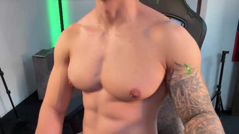 Snapshot of magnus_savage chatting on July 20, 5:59 pm If you want me to use the Lovense please let me know -- online show from July 20, 5:59 pm