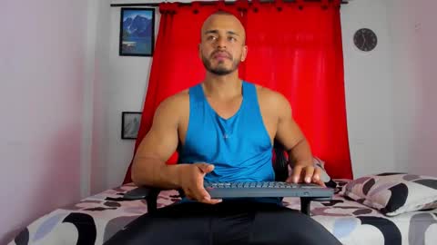 Magnusclark online show from November 12, 6:41 pm