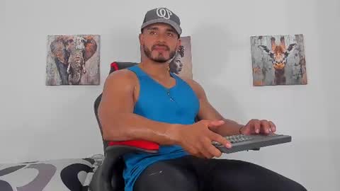 Snapshot of magnusclark chatting on June 23, 6:17 pm Magnusclark online show from June 23, 6:17 pm