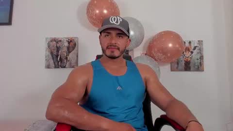 Snapshot of magnusclark chatting on July 15, 6:57 pm Magnusclark online show from July 15, 6:57 pm