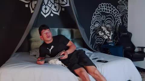 Snapshot of magnusknight_ chatting on January 13, 1:49 pm Magnus online show from January 13, 1:49 pm