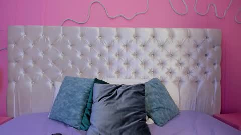 Mai online show from September 22, 7:27 pm