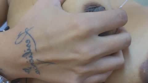 Snapshot of maiaa_ruiz chatting on October 20, 3:23 pm Maiaa Ruiz online show from October 20, 3:23 pm