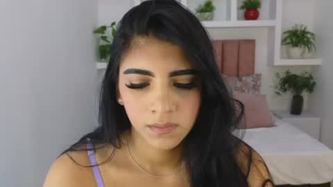 Snapshot of maiaa_ruiz chatting on June 16, 2:09 pm Maiaa Ruiz online show from June 16, 2:09 pm