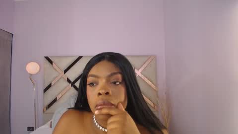 Snapshot of maiacharris_ chatting on May 27, 11:51 am Maia Charris online show from May 27, 11:51 am