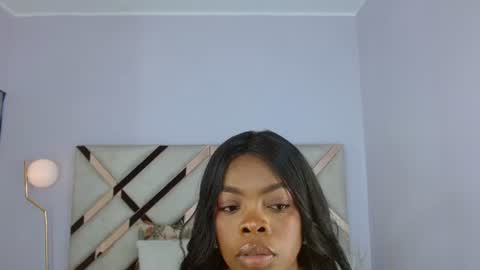 Snapshot of maiacharris_ chatting on June 14, 1:13 pm Maia Charris online show from June 14, 1:13 pm