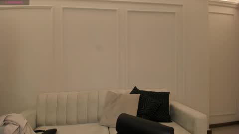  Maia  online show from February 15, 10:50 pm