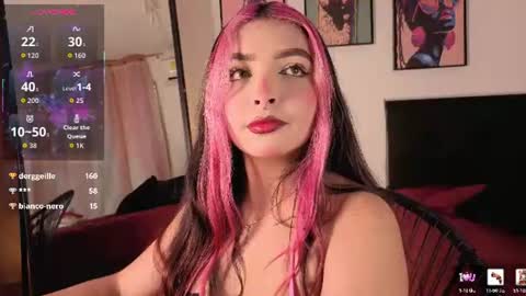 Maia   online show from July 28, 9:03 pm