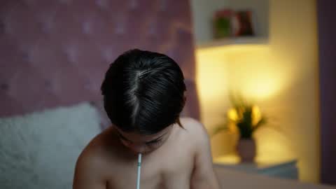 Snapshot of maiamini chatting on September 15, 8:14 am Maia online show from September 15, 8:14 am