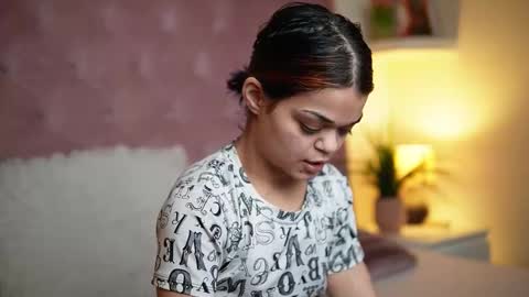  Maia  online show from February 22, 11:47 pm