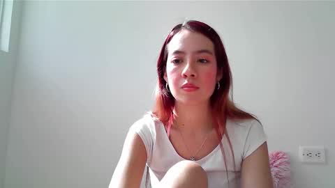 Snapshot of maiarosse_ chatting on January 24, 2:19 pm MaiaRosse online show from January 24, 2:19 pm