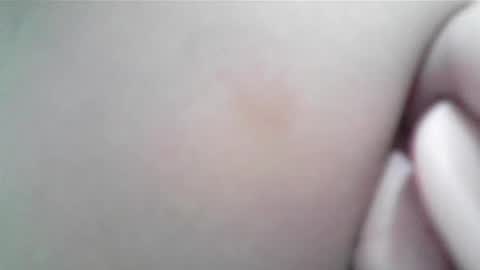 Snapshot of maiarosse_ chatting on February 10, 7:47 am MaiaRosse online show from February 10, 7:47 am