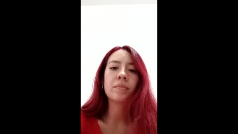 Snapshot of maiarosse_ chatting on February 14, 7:17 am MaiaRosse online show from February 14, 7:17 am