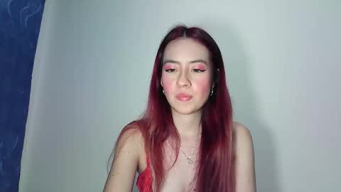 Snapshot of maiarosse_ chatting on September 28, 3:34 am MaiaRosse online show from September 28, 3:34 am