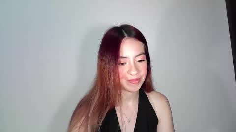 Snapshot of maiarosse_ chatting on November 16, 5:51 pm MaiaRosse online show from November 16, 5:51 pm